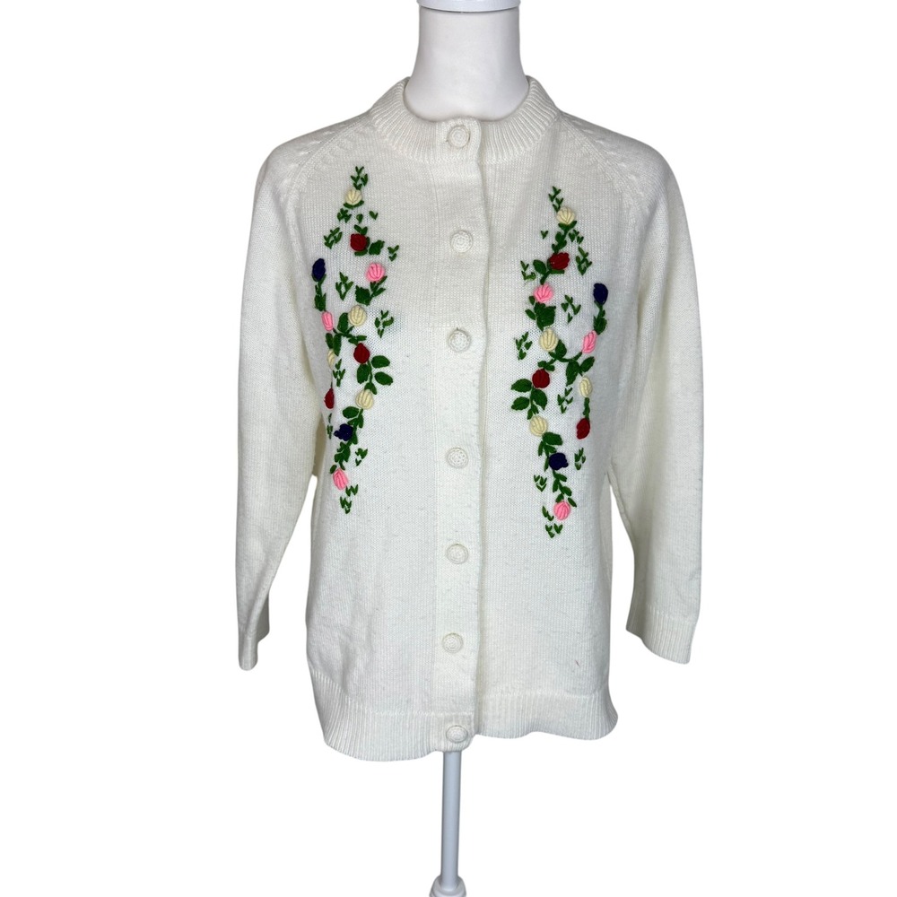 Setico Vintage White Floral Embroidered Cardigan Sweater Button Front Size‎ 40 M